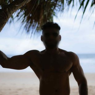 Model - Alpha MuscleGod cei