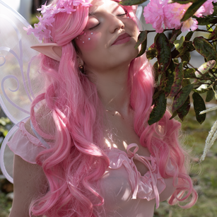 Model - ThrianaOlson deepthroat