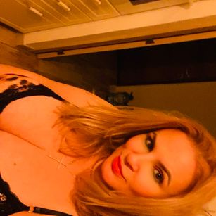 Model - Elliza mistress