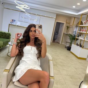 Model - AnneBelle joi