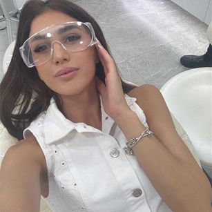 Model - AnneBelle heels