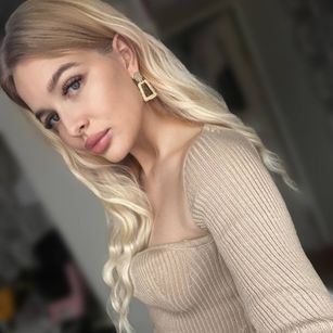 Model - litle maus sexy