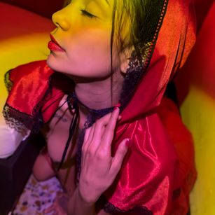 Model - Estefania Bynes joi