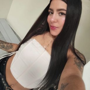 Model - JoyHills feet