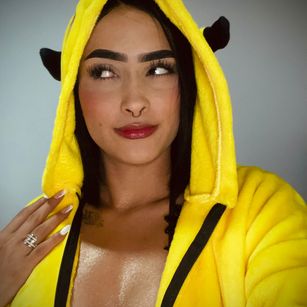 Model - Elisa Peters sexy