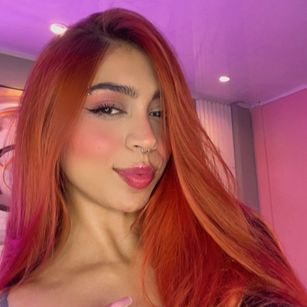 Model - Polygonnia shaved