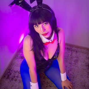 Model - bella star young