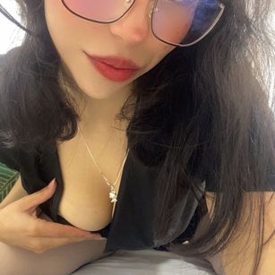 Model - bella star cute