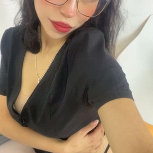 Model - bella star cute