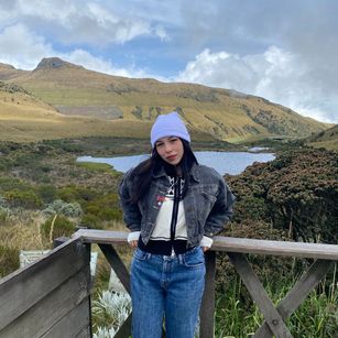 Model - bella star sexy