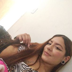 Model - JoyHills latina