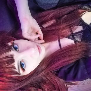 Model - CrimsonDoll teen