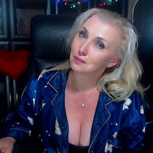 Model - NightBeauty bigboobs