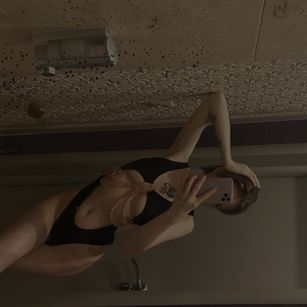 Model - Sally babyface