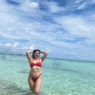 Model - Iris Moira latina