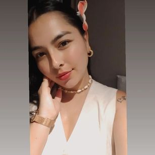 Model - Iris Moira bigass