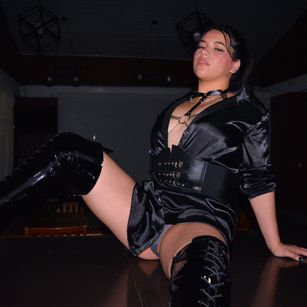 Model - namymiller slave