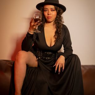 Model - BarbaraLeython pussy