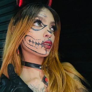 Model - Carmilla heels