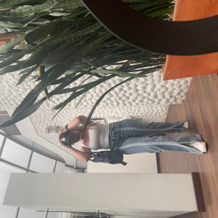 Model - Nicol Rocci analbeads