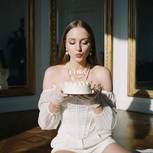 Model - Pamela orgasm