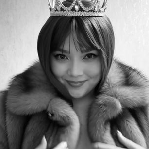 Model - Kity feetjob