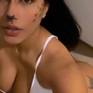 Model - ADARA GOMEZ fetish