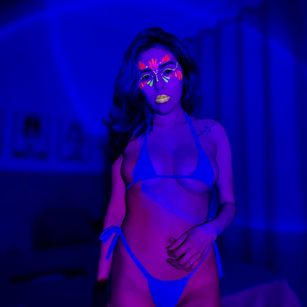 Model - Ema Braun bigass