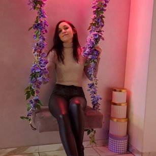 Model - Cherry_Smile striptease