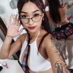 Model - SashaHans latingirl