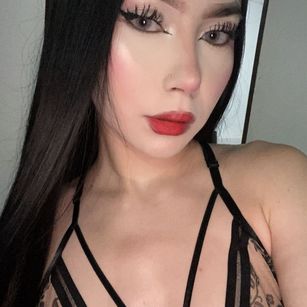 Model - BellaDalthon latin