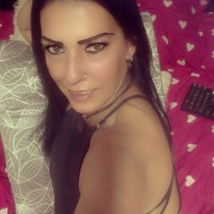 Model - La gatabk deeptroath