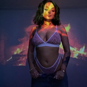 Model - Jessy bigass