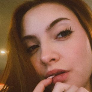 Model - Daniela teen