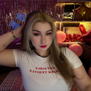 Model - AlSunset feet