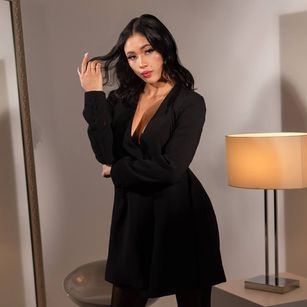 Model - NashiroSakurai asianpussy