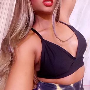 Model - BriannaChelsea milf