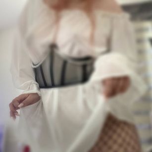 Model - Alisia Cherrey sexy