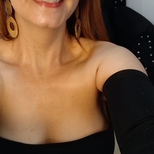 Model - Jessica Bonnet milf