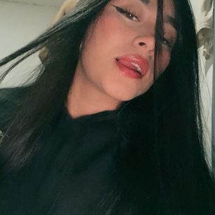 Model - Lexxiee Haze cum