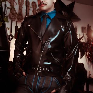 Model - Master Allan Hurts findom