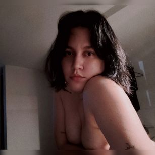 Model - Val. Roleplay