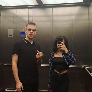 Model - CassidySmoke blowjob