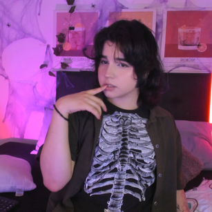 Model - Emma Stones Squirt