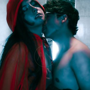 Model - Catalina y Daniel squirt