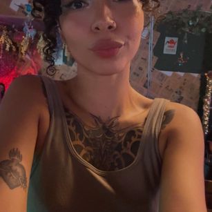 Model - SilvanaOwen FEMDOM