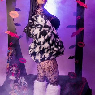 Model - LilyFoxx dirty