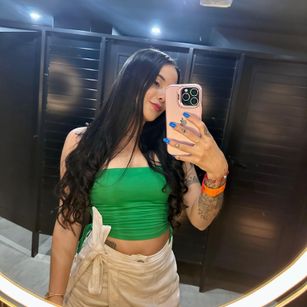 Model - Martina Evans cum