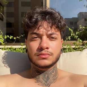 Model - Neythan sexting