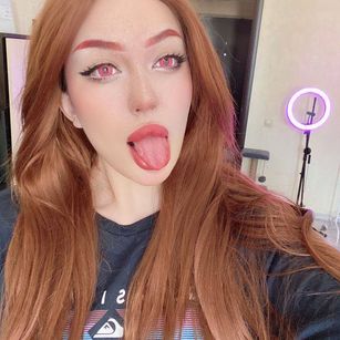 Model - polly bigass